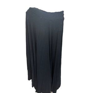Black knit angle skirt size small